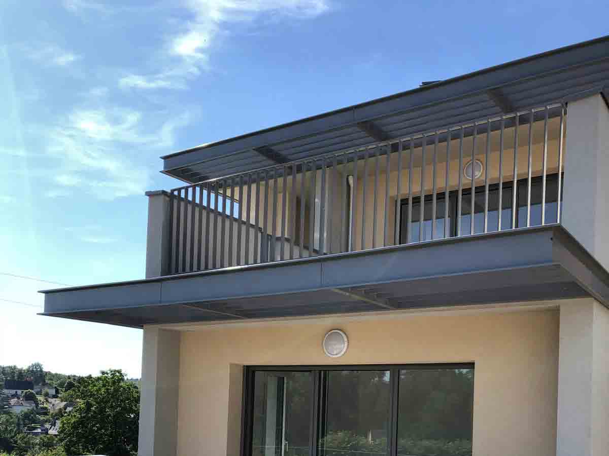 Maîtrise d’ouvrage : Val Touraine Habitat Maîtrise d’œuvre : ARE Maitrise d'œuvre Un habillage réalisé par Brisset
